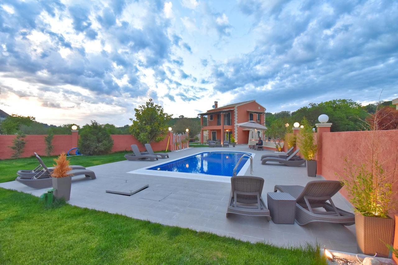 Villa Alex Sinarades Экстерьер фото
