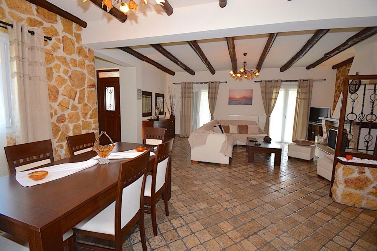 Villa Alex Sinarades Экстерьер фото